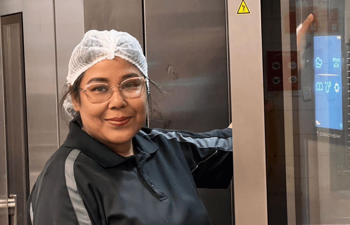 Corrina, working at Melbourne Convention and Exhibition Centre